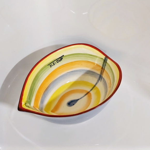 Pier 1 Imports Peacock 4 Piece Measuring Cup Set 1/4 to 1 Cup - Picture 10 of 16